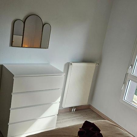 Appartement 2 Chambres Avec Terrasse Et Garage Saint-Andre-lez-Lille 외부 사진